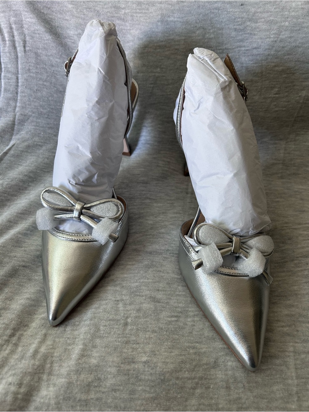 Badgley Mischka Silver Georgie Sillea Pointed-Toe Bow Slingback Heels